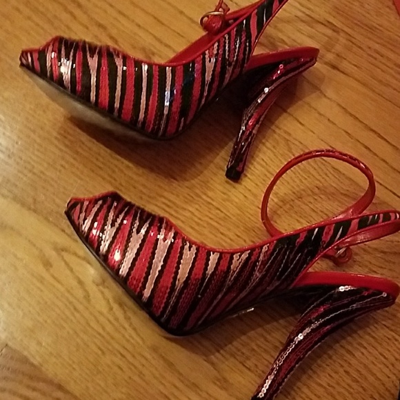 Betsey Johnson New Shoes - Picture 4 of 8